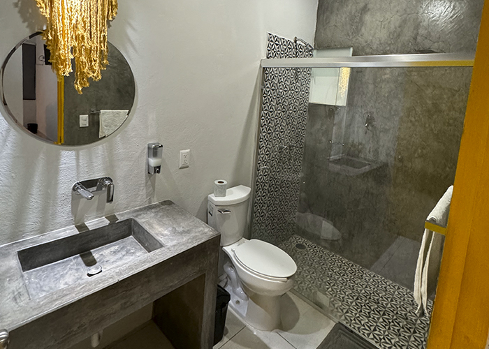 Baño Flats III