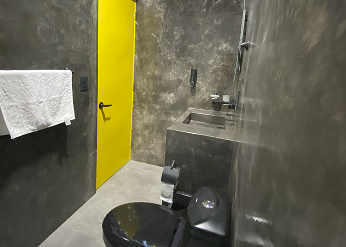 Baño Flats VI